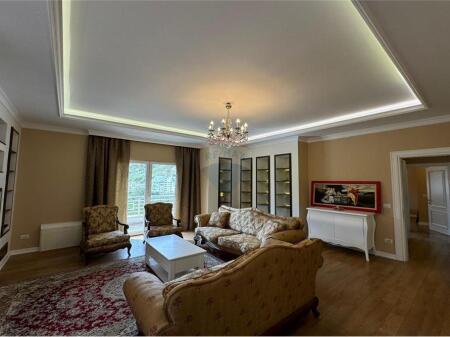 Apartament 2+1+2 me post parkimi per qira!