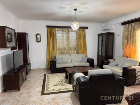 FOR RENT APARTMENT 3+1 IN FRESK NEAR SCHOOL 17 SHKURTI