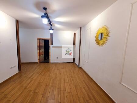 SHITET APARTAMENT 1+1 PRANE ZJARREFIKESES DURRES
