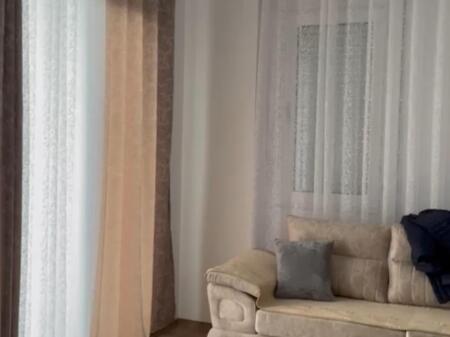 2+1+2 apartment for rent Kamez Ulliri
