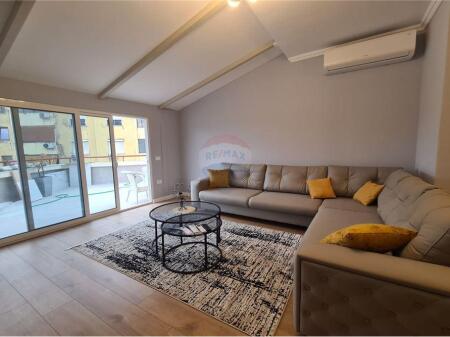 2+1 apartment for rent near the Ballet School!