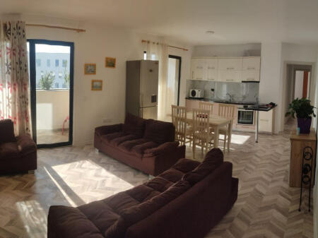 Apartment 2+1 for rent in 5-Maji!