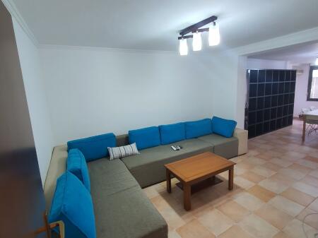 For sale Apartment 3+1, Ish Bllok Rruga Sami Frasheri near Lsi