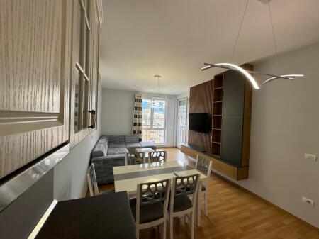 Apartament 2+1 me qira tek 21 dhjetori
