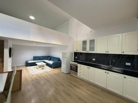 1+1 apartment in Kodra e Diellit/Above Kristali