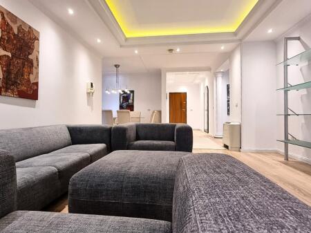 We offer for rent a Super luxury apartment 2+1+2, 145 m2 at Garda