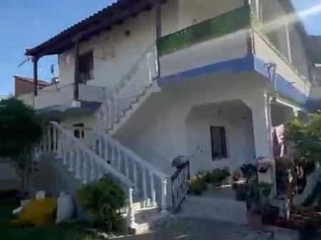 House for sale 2 floors