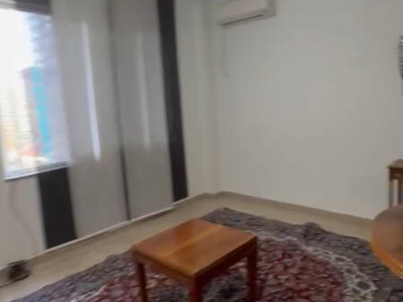 Jepet apartament 2+1 me qera per zyra ne bllok tek vodafoni