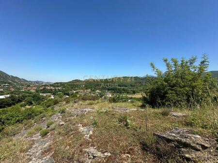 Shitet 12700 m2 toke ne Ibe, pamje panoramike, vetem 25 min larg Tiranes