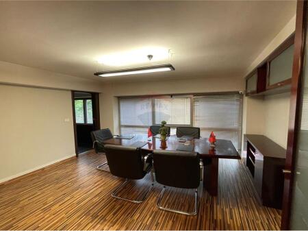 OFFICE SPACE FOR RENT NEAR BLV. BAJRAM CURRI!