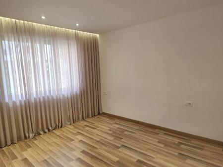 3+1 for rent near Xhamllik