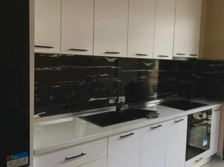 Apartment 1+1 for rent, at the end of 5 Maj street (the municipality buildings)