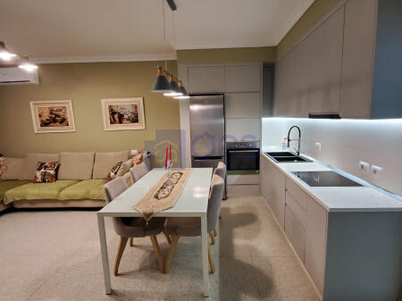 Apartment 2+1 for rent on Dibra Street.