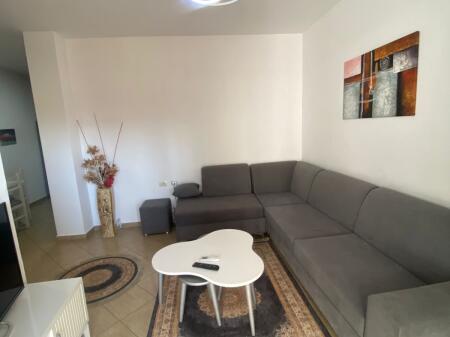 In affitto 1+1/ Laprake/
