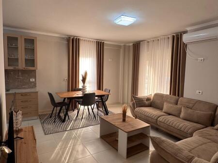 Apartment 2+1 for rent, Mine Peza Street, near the Prosecutor's Office