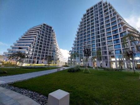 OFFICE FOR RENT 130 M2 LAKE VIEW