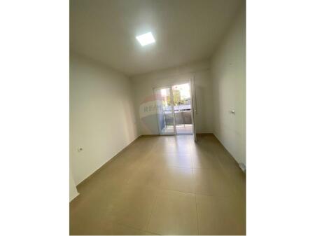 SPACE FOR OFFICE ON KOSOVARVE STREET