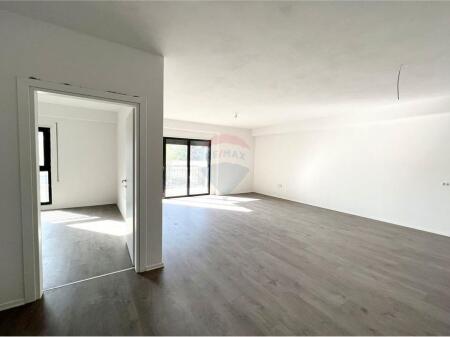 SPACE FOR RENT AT KOMUNA E PARISIT!