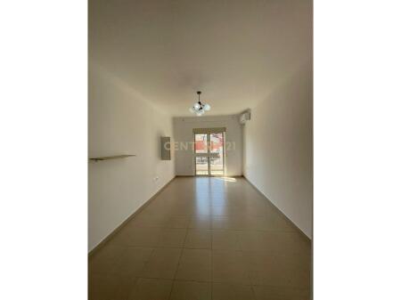 For sale Apartment 1+1 Liqeni Thate