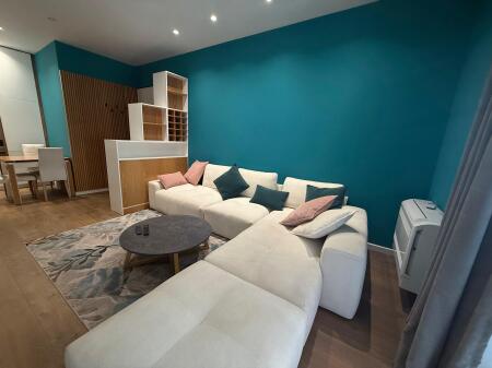 Një apartament 1+1 jepet me qira te Kompleksi Delijorgji