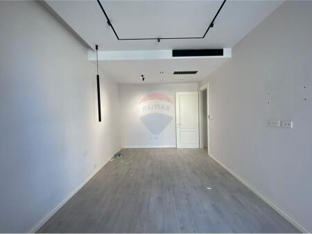 Office space for rent near SQUARE 21