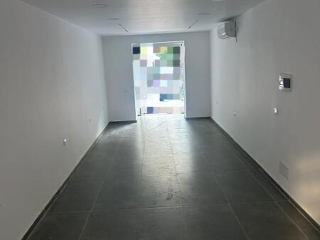 Shop for Rent on Barrikadave Street (ID BD21718) Tirana