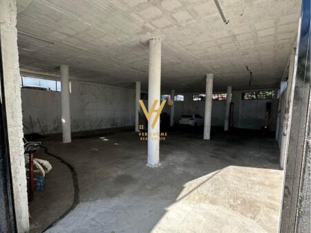 MAGAZINE 300M2 FOR RENT IN KAMEZ