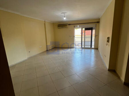 Apartament 2+1 për qira te Riza Cerova