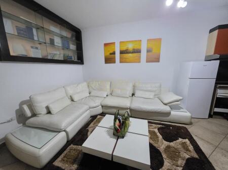 2+1+2 Apartment for Sale at the Ballet School, Tirana