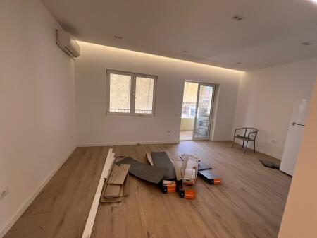 FOR SALE APARTMENT 1+1, NEAR THE PARIS COMMUNITY