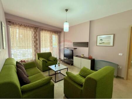APARTAMENT 2+1+2 ME QIRA
