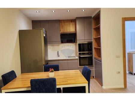 1+1 apartment for rent on Elbasanit street