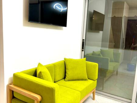 Studio for Rent, Kristal Center