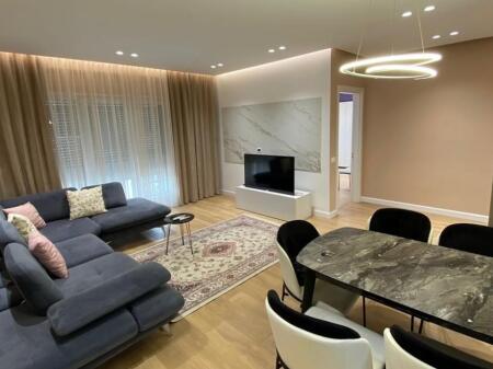 2+1 apartment for rent near the 'Partizani' gymnasium.