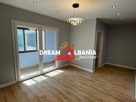 Appartamento 1+1 in vendita a 5 Maji, vicino alla scuola "Tirana Jone" a Tirana (ID 41111084)