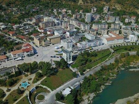 FOR SALE BAR/RESTAURANT IN PERMET!