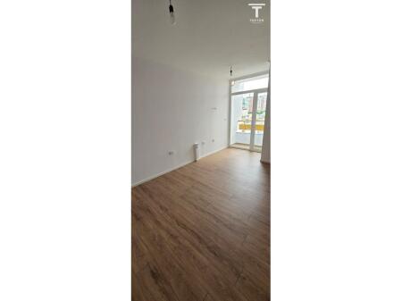 FOR SALE, APARTMENT 1+1, FORMER PARK, TIRANA. TT2143