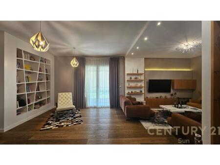 For sale Super Apartment ZooLOGICAL Garden