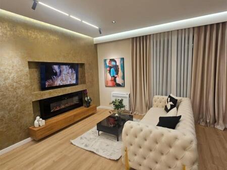 Shitet super apartament 2+1 tek Luxor 3, Pazari Ri