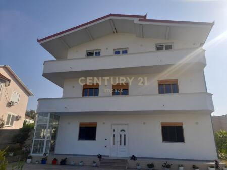 Villa 6+1 for Rent in the Outskirts of Tirana - !