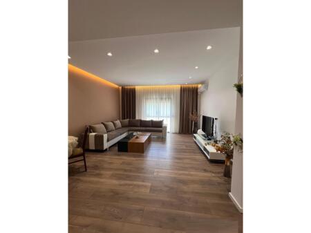 2+1 apartment for sale near the Electric Market