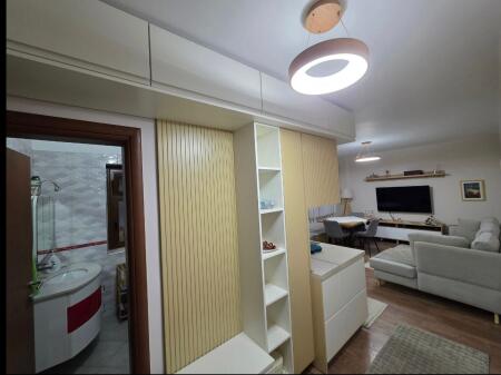 Apartment for sale only 2 minutes away from Skanderbeg Square