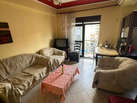 For sale apartment 1+1 Court Durres