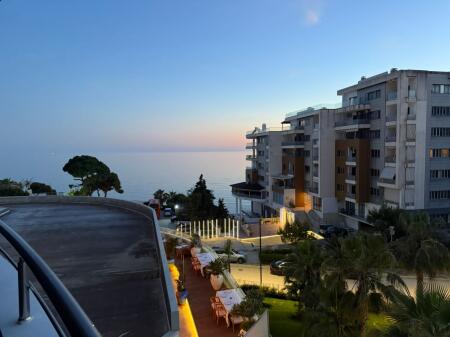 Luxurious 2+1 Apartment for Rent in White Hill
