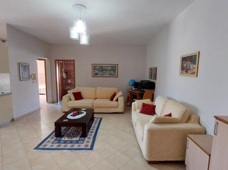 For sale Apartment 2+1 with 3 Balconies - Neighborhood 29 Nëntori, Vlorë