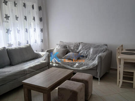 2+1 apartment for rent at Liqeni i Thate, near Vila 21