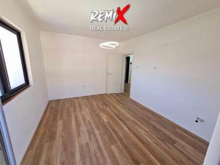 SHITET APARTAMENT 2+1 PRANE STADIUMIT PERBALLE RESTORANT GRANDE