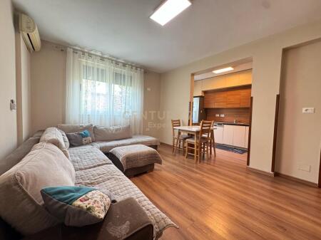 1+1 Apartment for Rent at Ish Parku, Tirana!