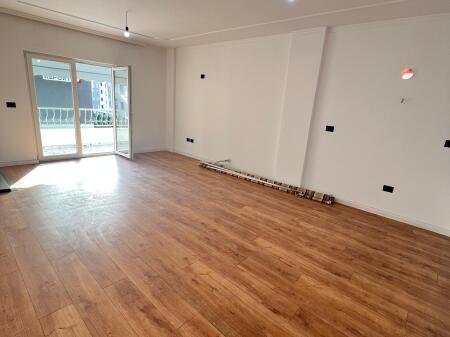 🚨For Sale Super Apartment 2+1+Balcony 📍Report Tv, Near the Complex Contact, former Park 📐Size 100m