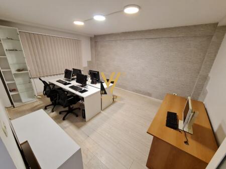 OFFICE 120 M2 FOR RENT AT WILLSON SQUARE